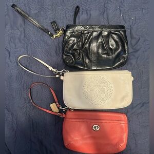 Coach Wristlet Bundle White Peach Black Purse Woman’s Bag